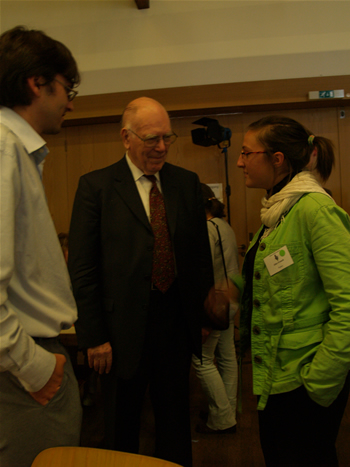 17. Informal discussion during the breaks: Lyndon H. LaRouche, Jr. and youth