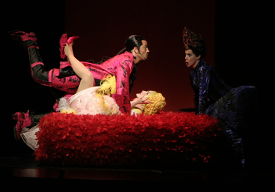 Don Giovanni caught humping Zerlina